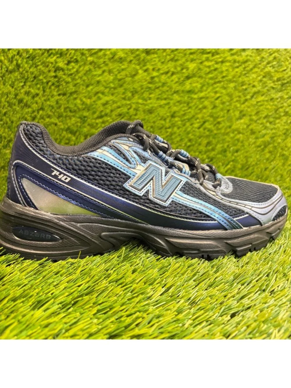New Balance 740 Boys Size 5.5Y Blue Black Silver Athletic Running Shoes Sneakers